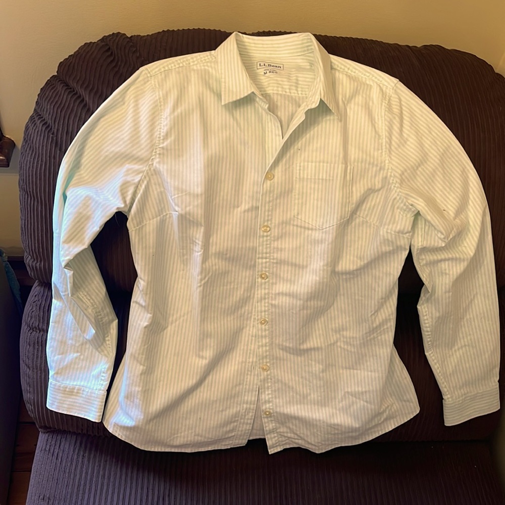L.L. Bean Women’s Medium, Regular button down striped collared shirt